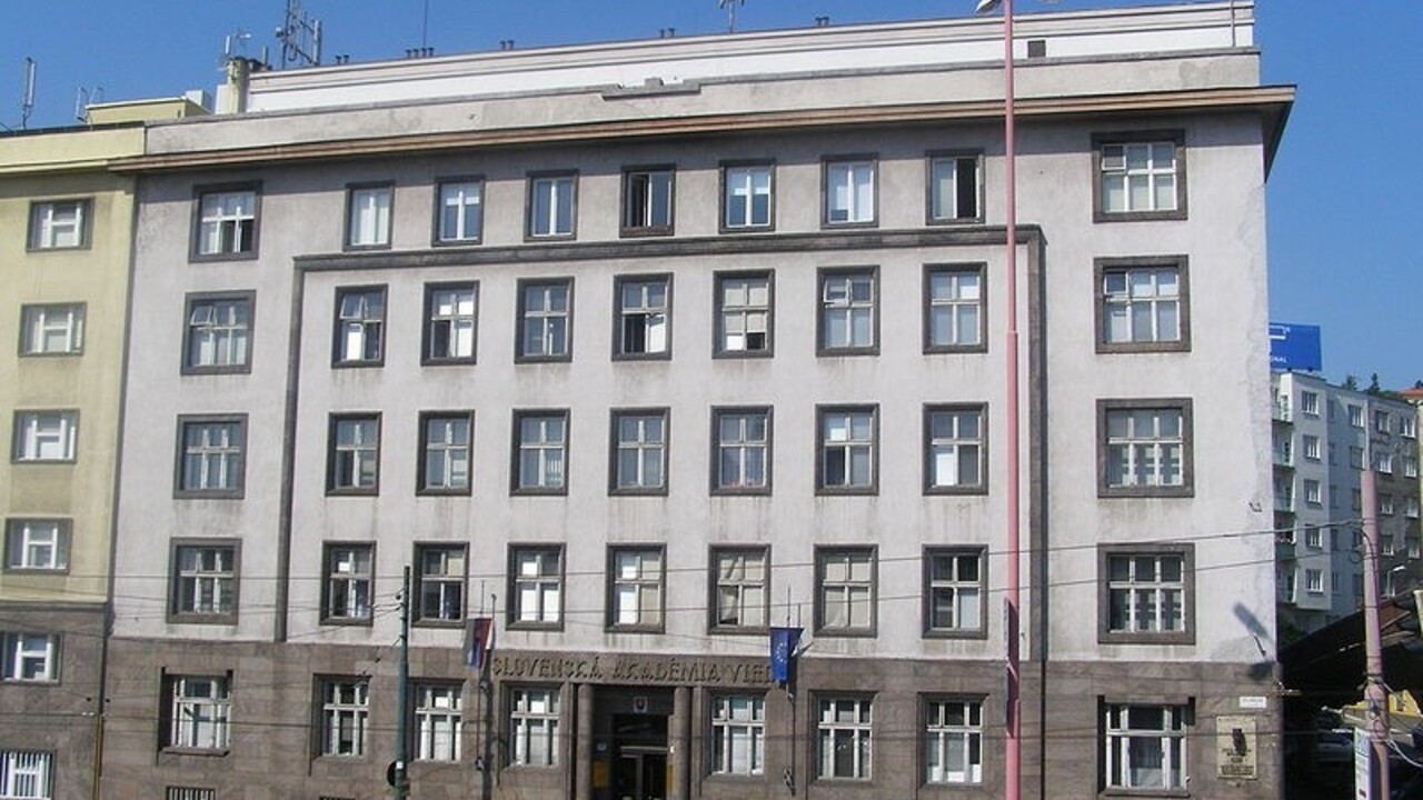slovenská akadémia vied SAV (wikipedia.org)